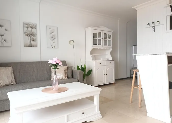 Amejica - With Terrace And Sea View *