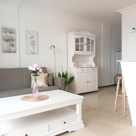 Amejica - With Terrace And Sea View *