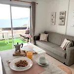 Apartman Amejica - With Terrace And Sea View
