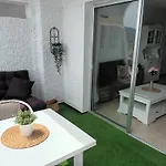 Amejica - With Terrace And Sea View Apartmán
